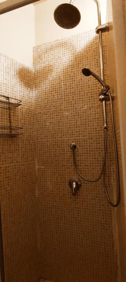 Casa Vacanza Dinastia Borbone - Centro Storico Naples Luaran gambar